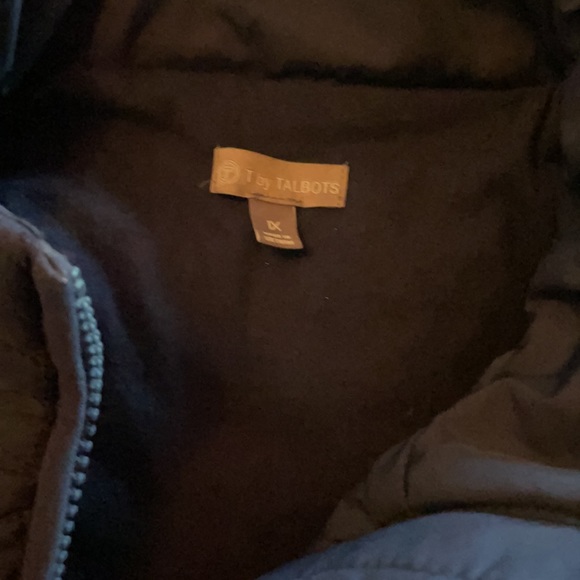 Vest - Picture 3 of 4